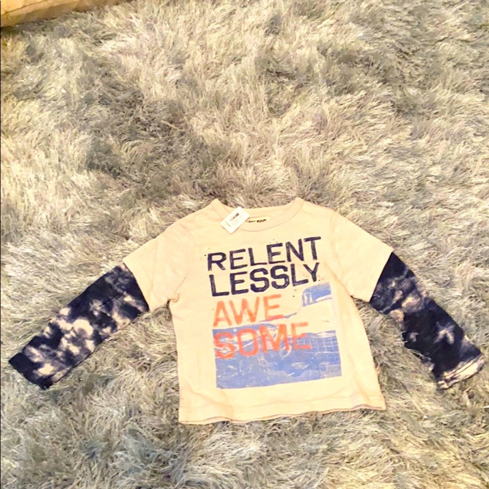 NWT Ruum 2T twofer Relentlessly Awesome tee